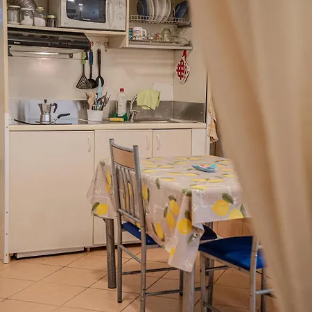 Il Laghetto 2 *